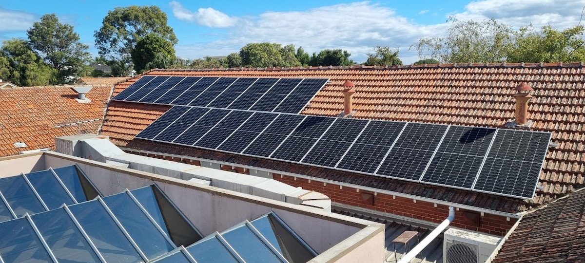 rooftop solar installation at the Japanese school of Melbourne