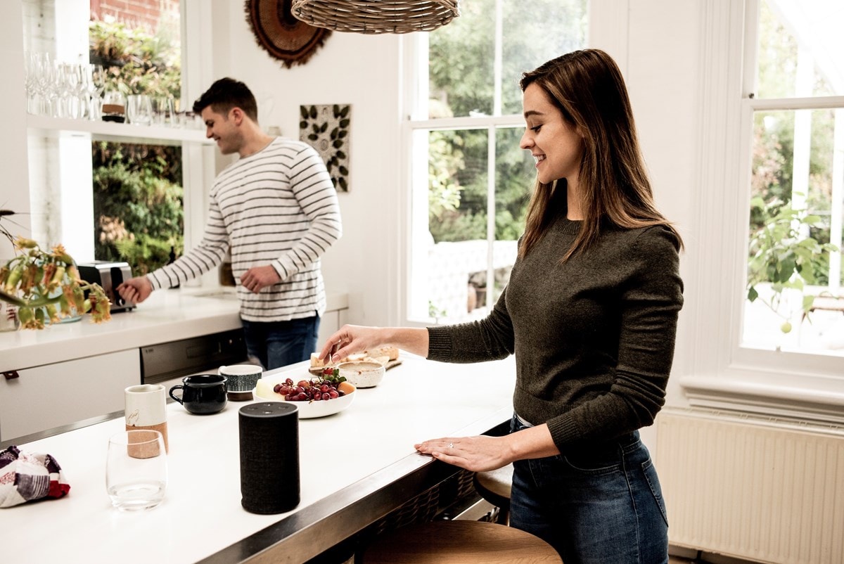 Couple doing meal prep in kitchen
