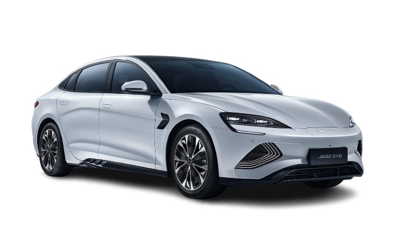 Photo of a Aurora White BYD Seal electric vehicle